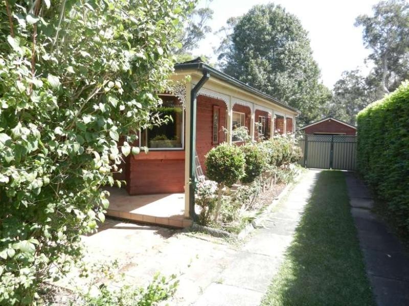12 Tarwhine Avenue, Chain Valley Bay NSW 2259