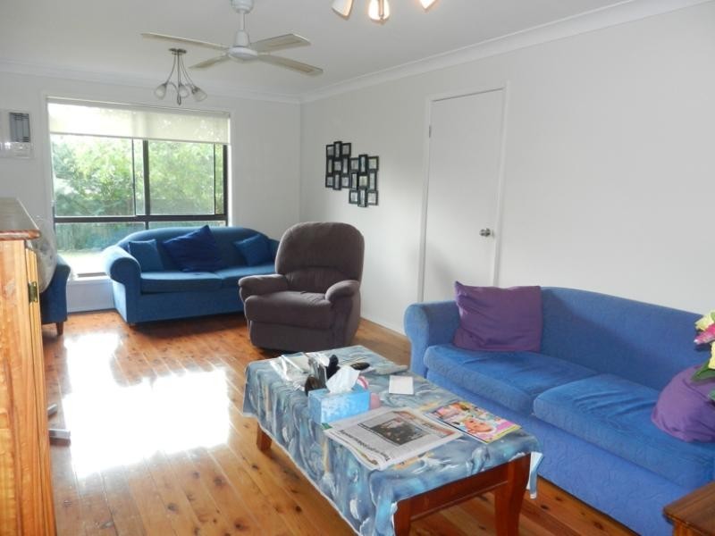 66 Catherine Street, Mannering Park NSW 2259