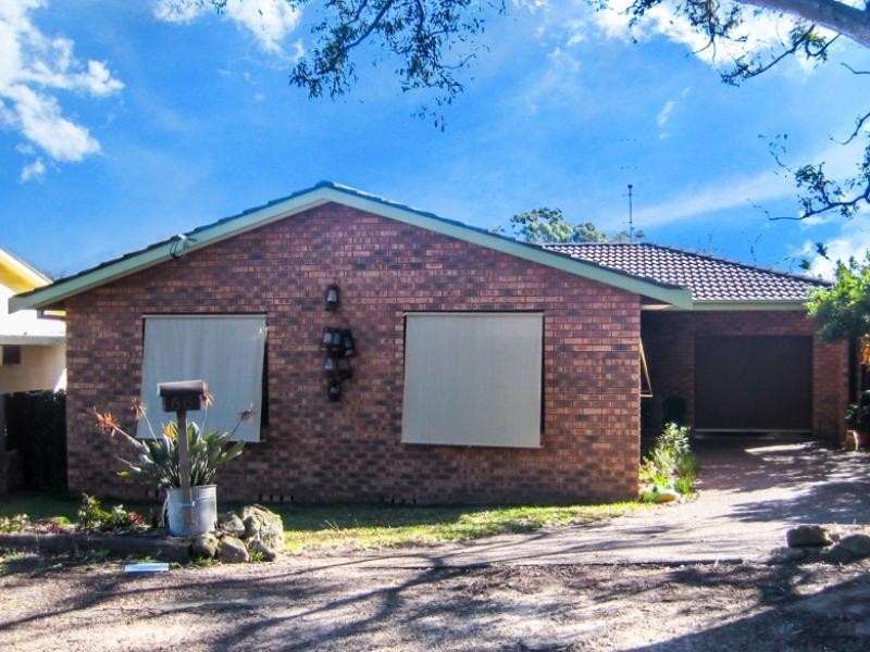 66 Catherine Street, Mannering Park NSW 2259