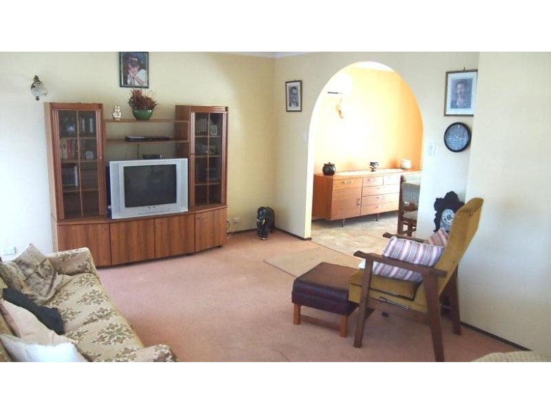 113 Vales Road, Mannering Park NSW 2259