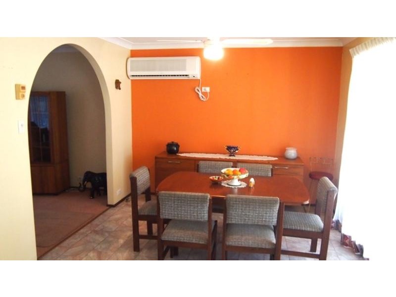 113 Vales Road, Mannering Park NSW 2259