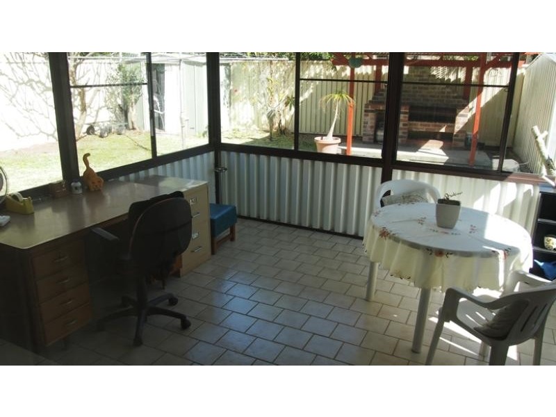 113 Vales Road, Mannering Park NSW 2259