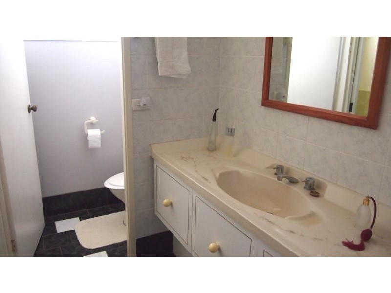 113 Vales Road, Mannering Park NSW 2259