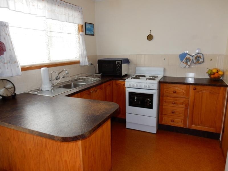 14a Lake Street, Wyee Point NSW 2259