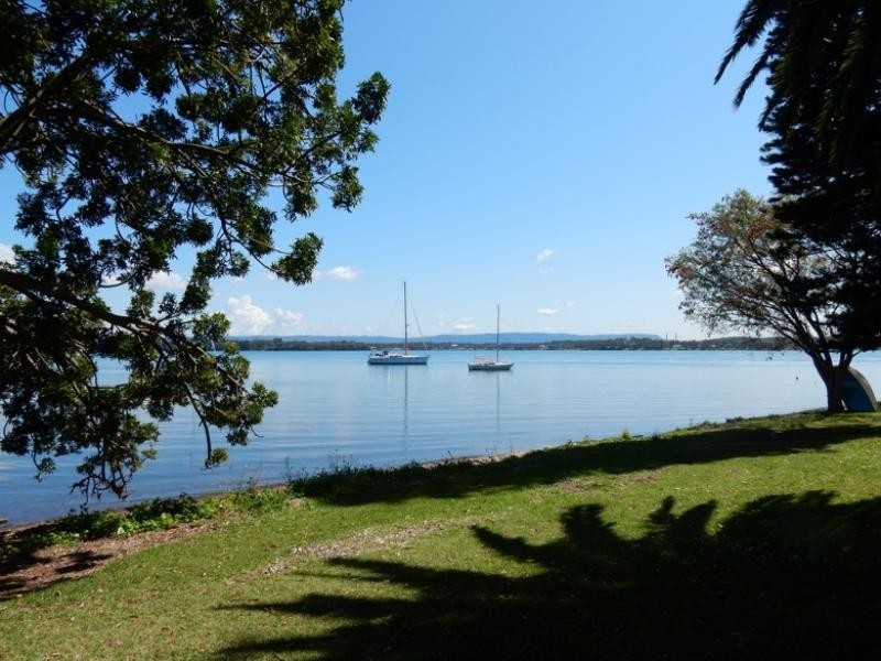 119 Kullaroo Road, Summerland Point NSW 2259