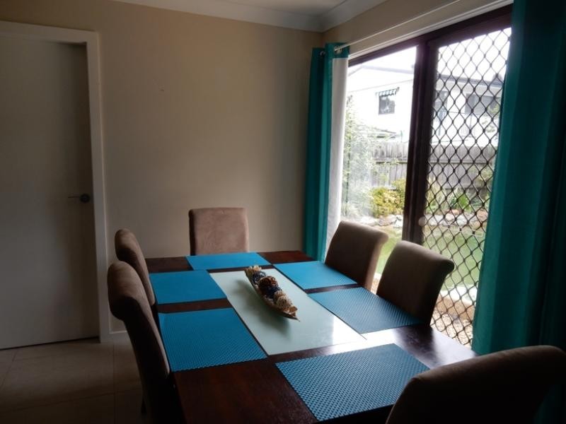 47 Vales Road, Mannering Park NSW 2259
