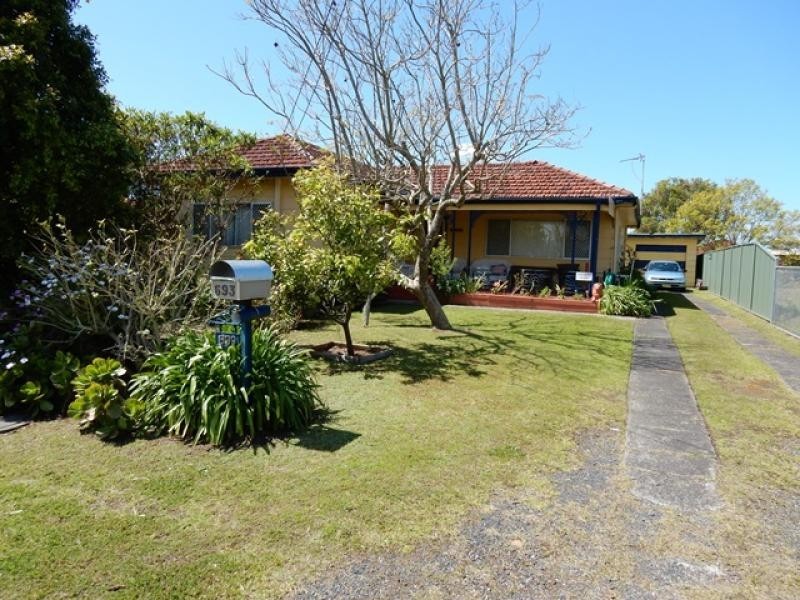 693 Pacific Highway, Kanwal NSW 2259