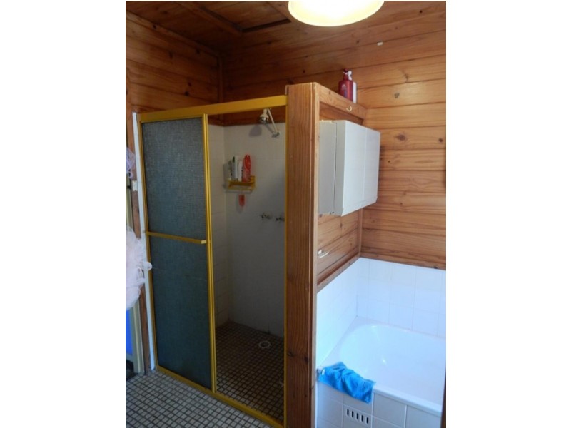 693 Pacific Highway, Kanwal NSW 2259