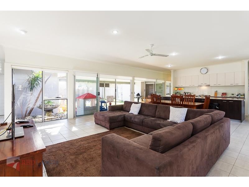 86 Moss Road WAKERLEY 4154, Wakerley QLD 4154