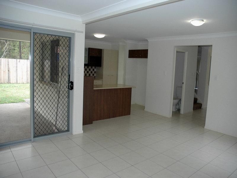 18 GREEN Place, Redland Bay QLD 4165