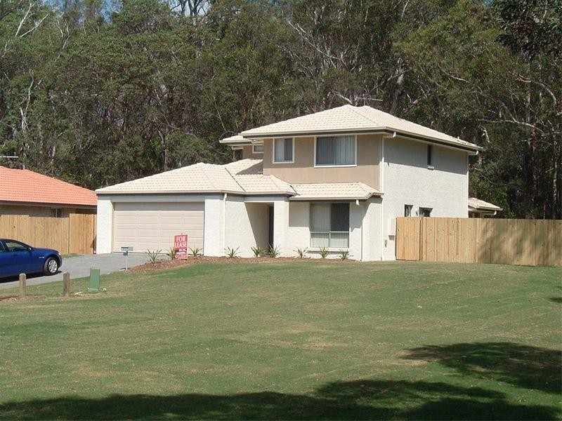 18 GREEN Place, Redland Bay QLD 4165