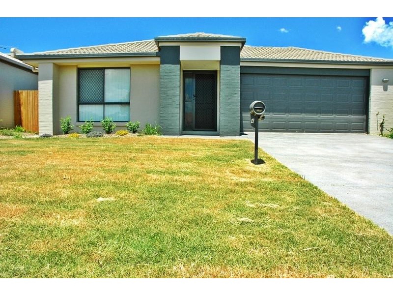 4 LIZARD Place, Redland Bay QLD 4165
