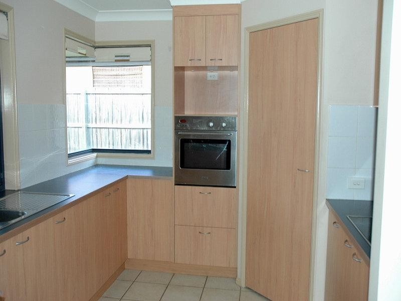 12 Seaholly Crescent VICTORIA POINT 4165, Victoria Point QLD 4165