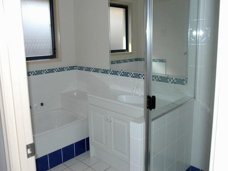 12 Seaholly Crescent VICTORIA POINT 4165, Victoria Point QLD 4165