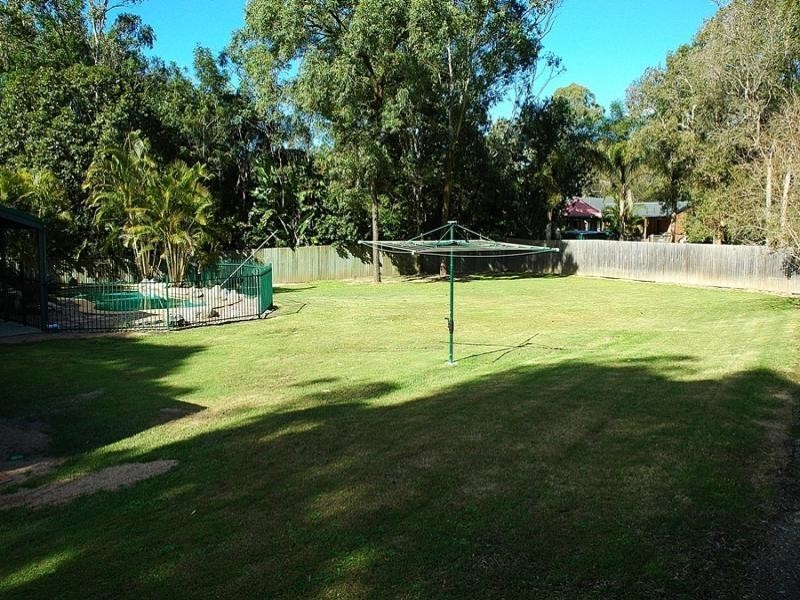 19 BANKSIA Street, Redland Bay QLD 4165