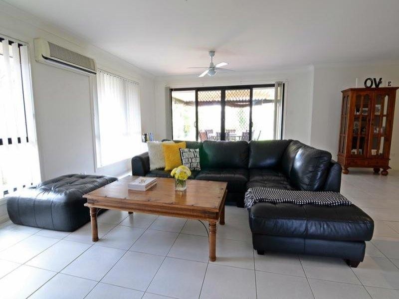 11 Pitman Place REDLAND BAY 4165, Redland Bay QLD 4165