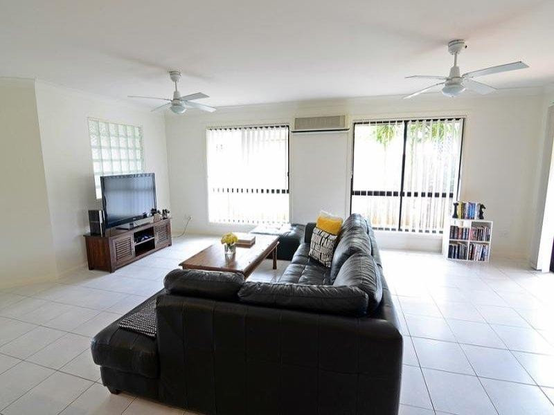 11 Pitman Place REDLAND BAY 4165, Redland Bay QLD 4165