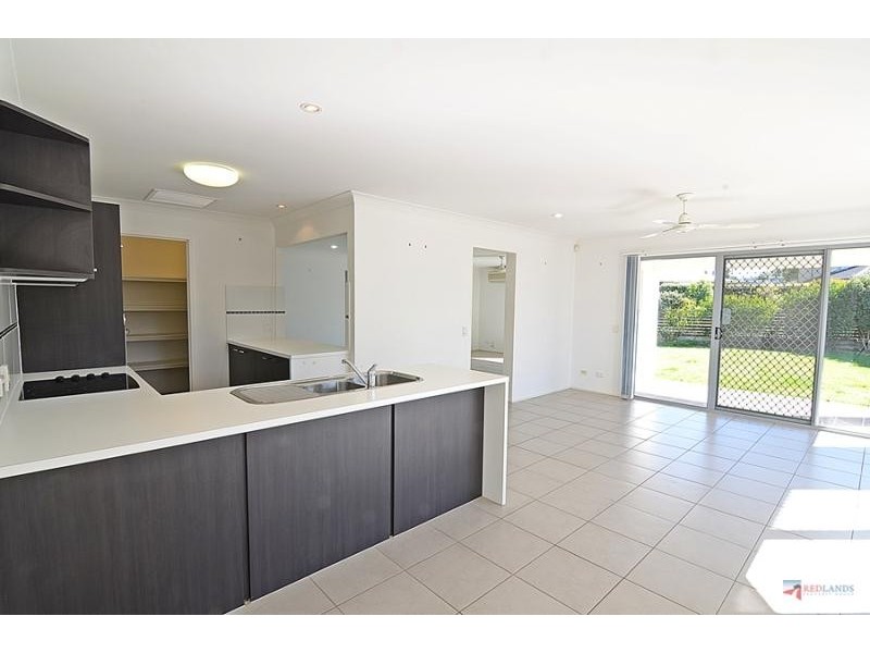 18 AQUA Crescent, Redland Bay QLD 4165