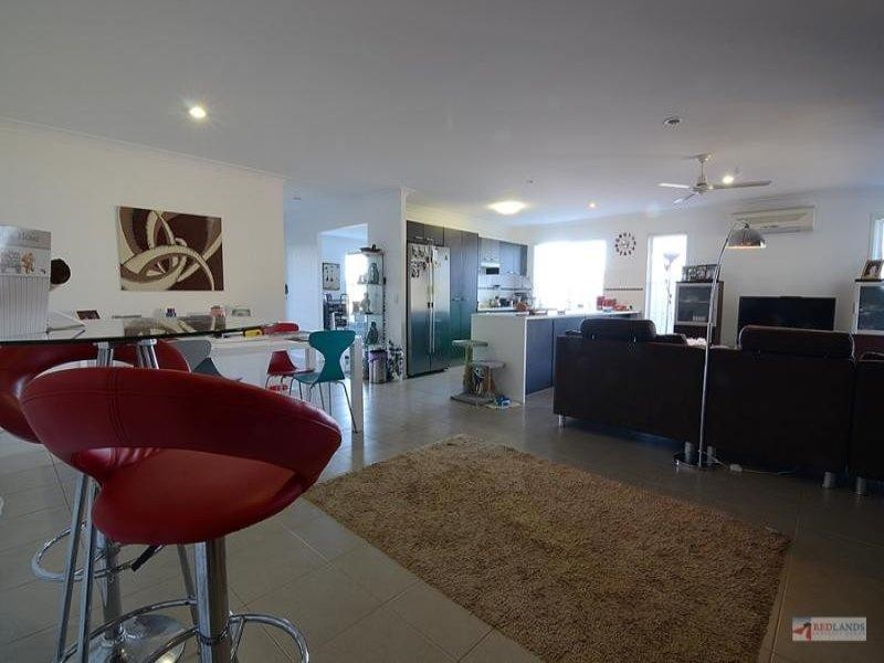 35 AQUA Crescent, Redland Bay QLD 4165