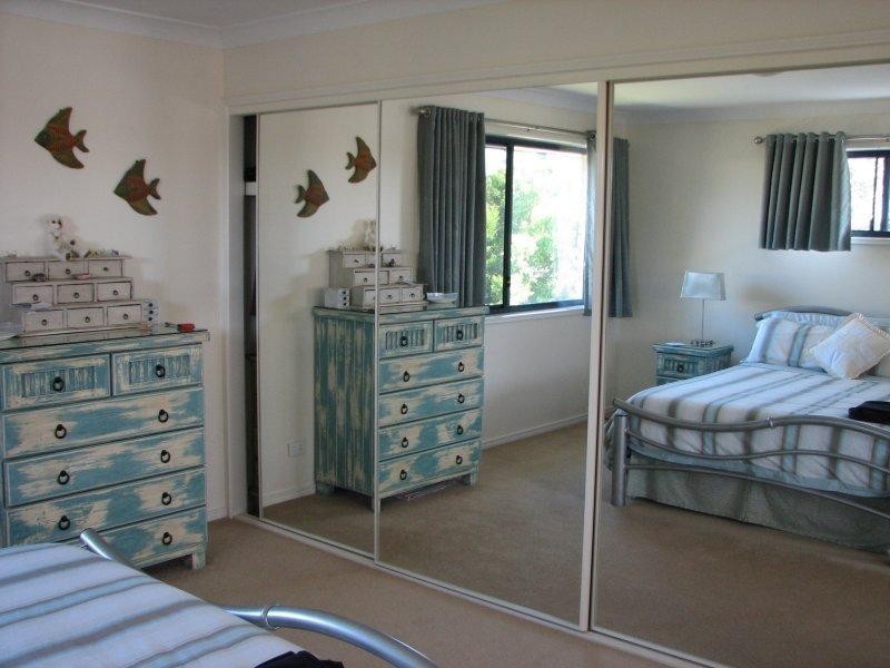 1 SEABRAE Drive, Redland Bay QLD 4165