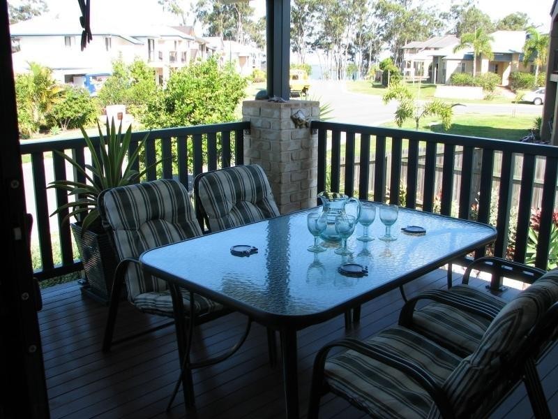 1 SEABRAE Drive, Redland Bay QLD 4165