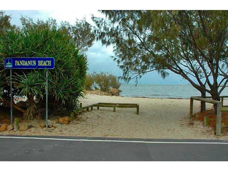 14 Adam Street, Wynnum QLD 4178