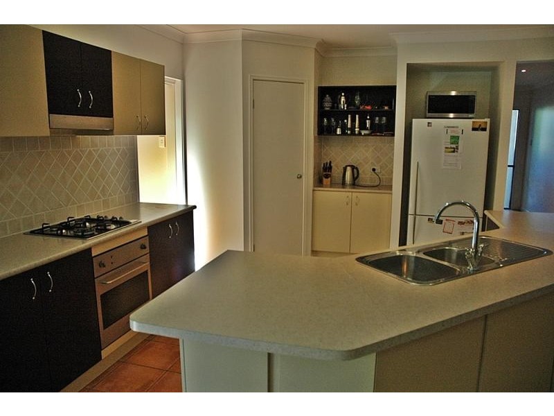 91 Penzance Drive REDLAND BAY 4165, Redland Bay QLD 4165