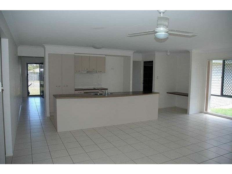 17 Summerhill Street VICTORIA POINT 4165, Victoria Point QLD 4165