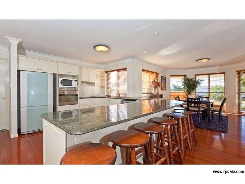 1 Bartlett Terrace, Redland Bay QLD 4165