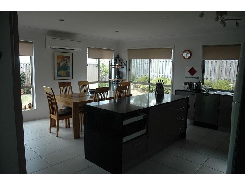 10 ARALUEN Close, Mount Cotton QLD 4165