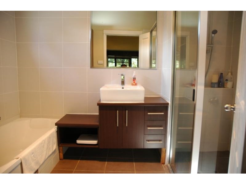 6 Oakland Avenue REDLAND BAY 4165, Redland Bay QLD 4165