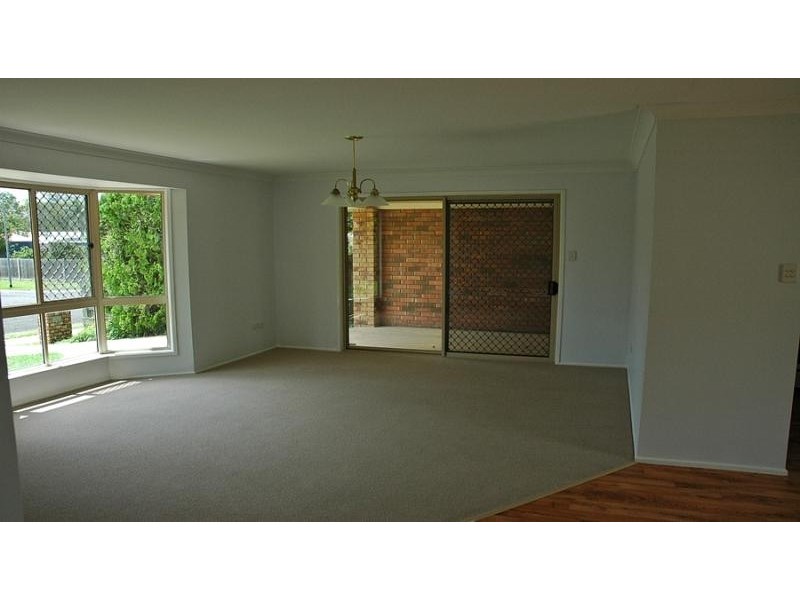 11 Terrier Court REDLAND BAY 4165, Redland Bay QLD 4165