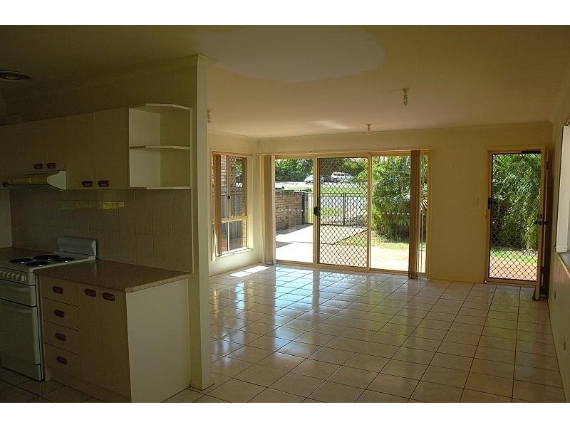 189 BROADWATER Terrace, Redland Bay QLD 4165