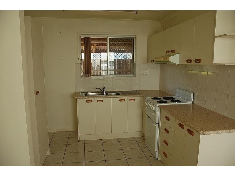 189 BROADWATER Terrace, Redland Bay QLD 4165