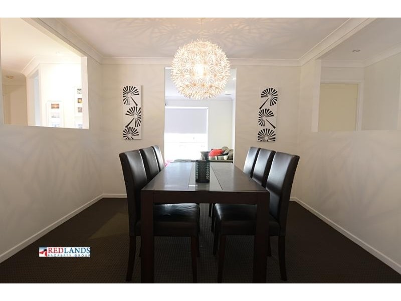 10 Westburn Court REDLAND BAY 4165, Redland Bay QLD 4165