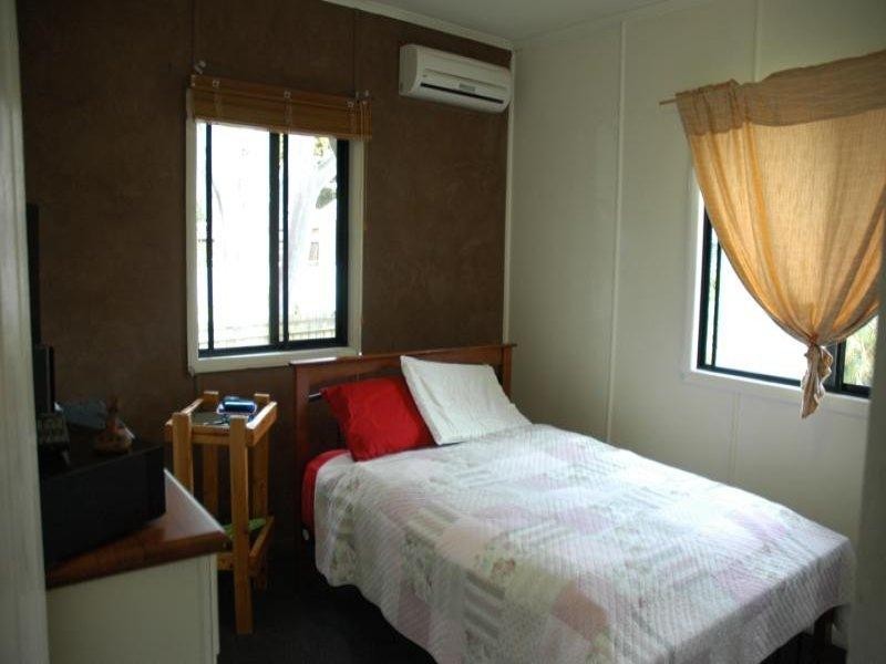 6 Oakland Avenue REDLAND BAY 4165, Redland Bay QLD 4165