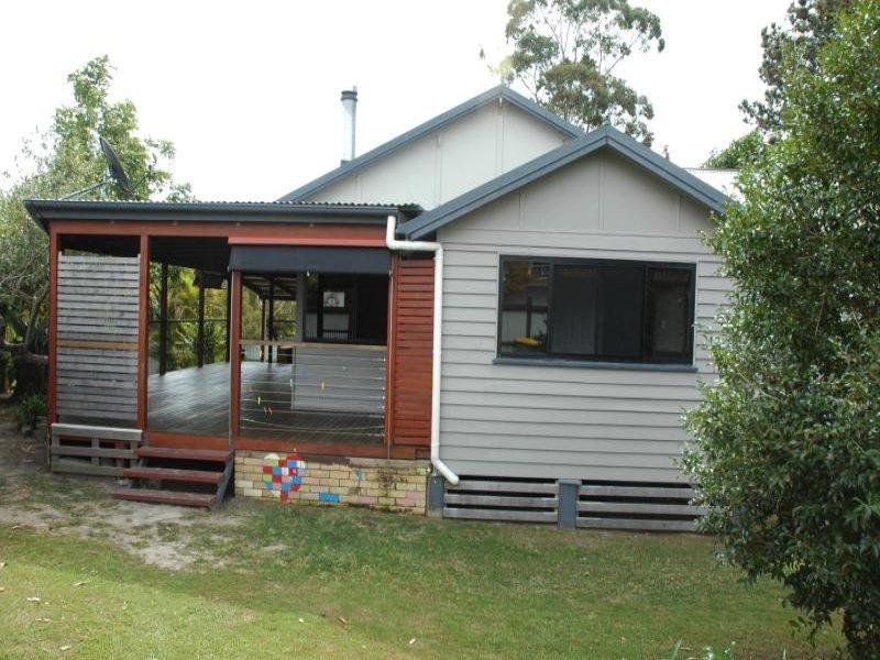 6 Oakland Avenue REDLAND BAY 4165, Redland Bay QLD 4165