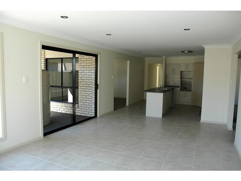 13 Lizard Place REDLAND BAY 4165, Redland Bay QLD 4165