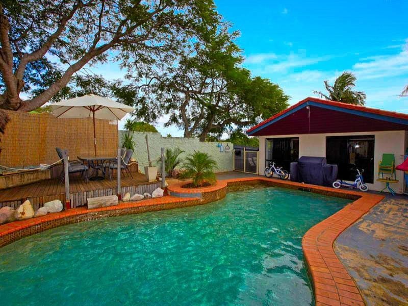 21 Marine Street REDLAND BAY 4165, Redland Bay QLD 4165