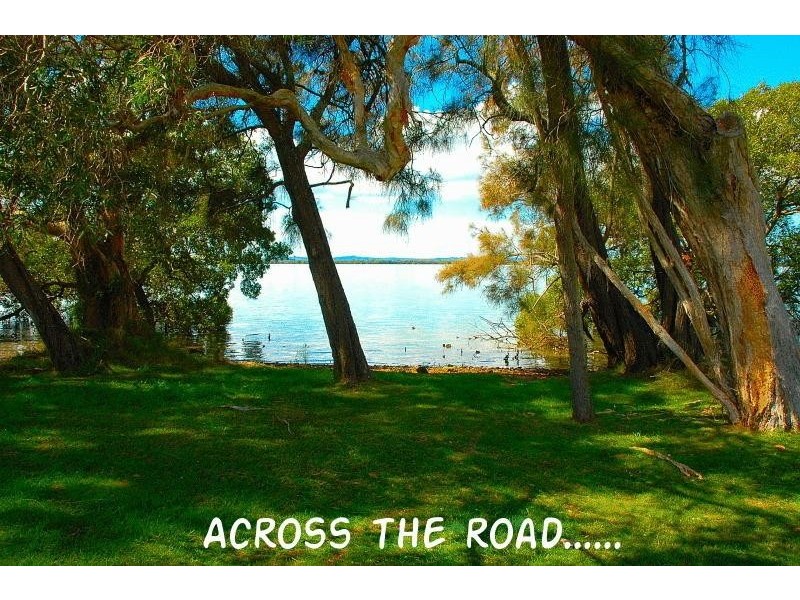 105 Torquay Road REDLAND BAY 4165, Redland Bay QLD 4165