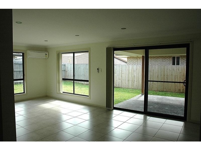 13 Lizard Place REDLAND BAY 4165, Redland Bay QLD 4165