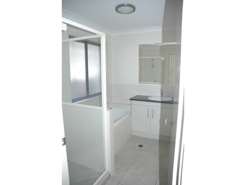 13 Lizard Place REDLAND BAY 4165, Redland Bay QLD 4165