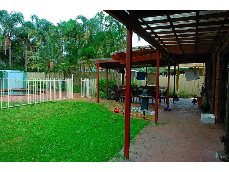 52 MAKAHA Drive, Birkdale QLD 4159