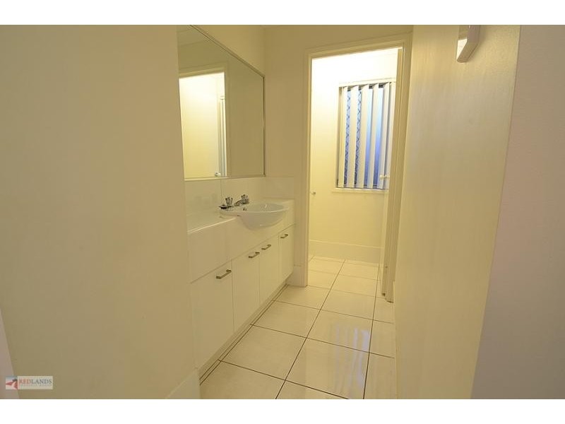 9 LIZARD Place, Redland Bay QLD 4165