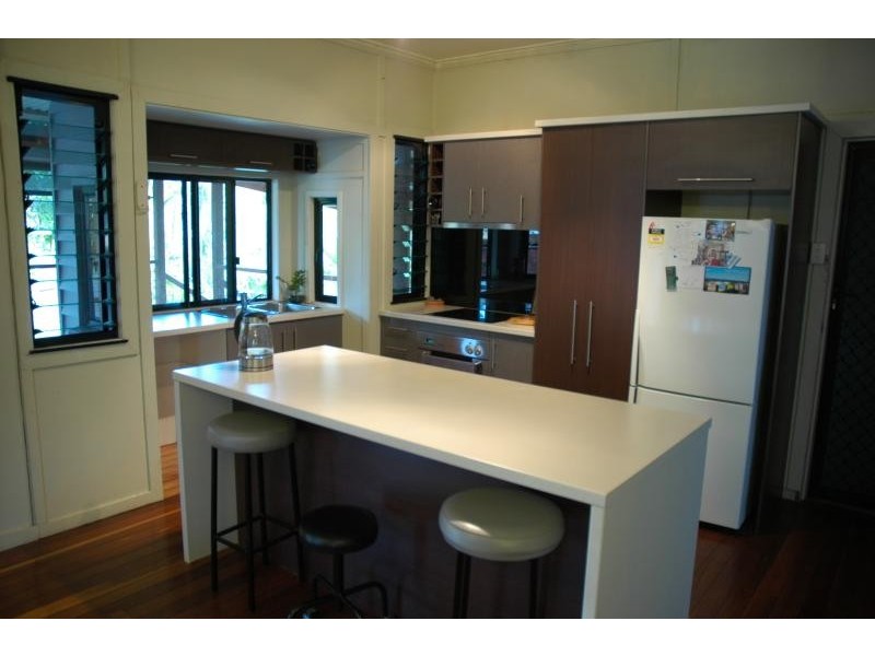 6 Oakland Avenue REDLAND BAY 4165, Redland Bay QLD 4165