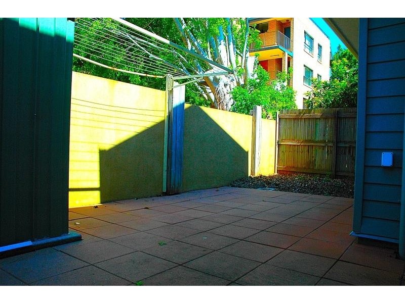 53 SHORE STREET EAST Street, Cleveland QLD 4163