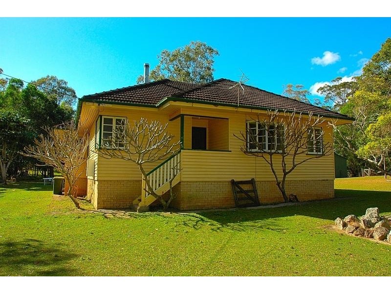 2 BOORALIE Street, Burbank QLD 4156
