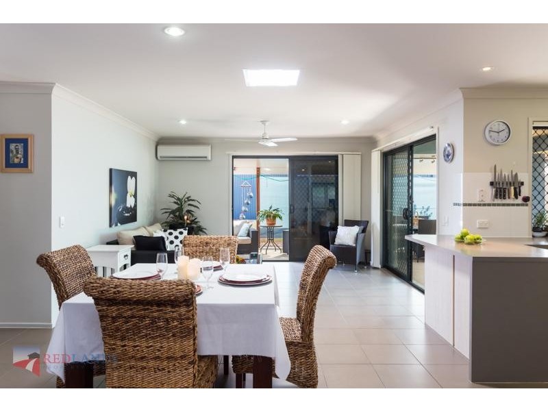 50 Azure Avenue REDLAND BAY 4165, Redland Bay QLD 4165
