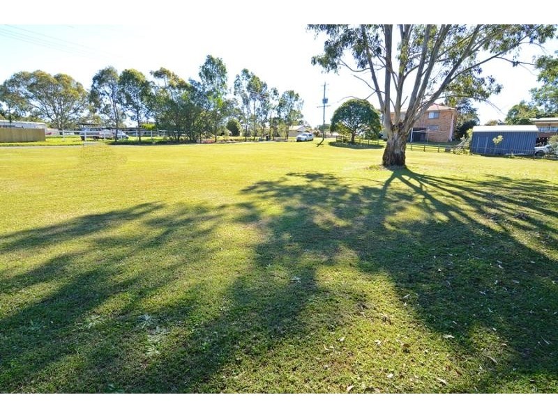 72 MURIEL Street, Redland Bay QLD 4165