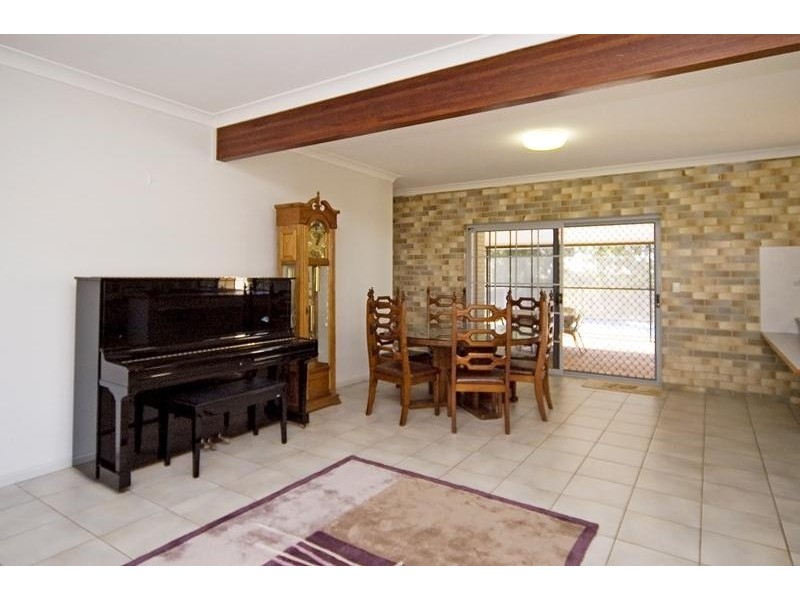 72 MURIEL Street, Redland Bay QLD 4165